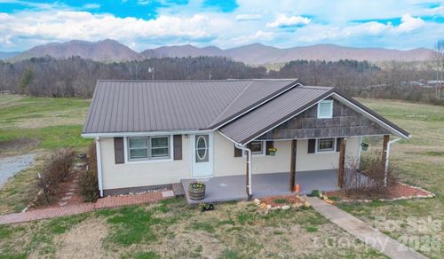 2742 Nc Highway 268, Lenoir, NC, 28645-6545 | Card Image