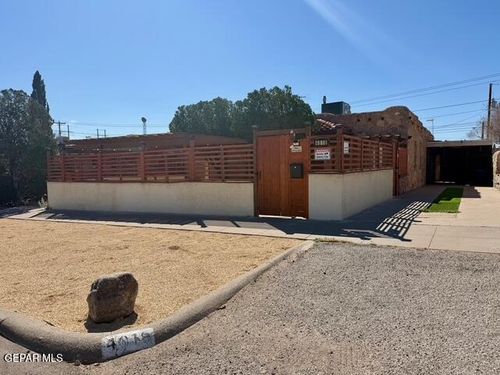4018 Sacramento Ave, El Paso, TX, 79930-6527 | Card Image