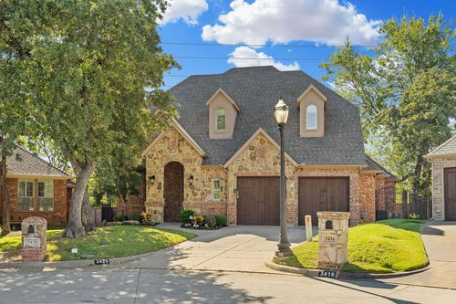 3420 Grayson Ct, Hurst, TX, 76054-1912 | Card Image