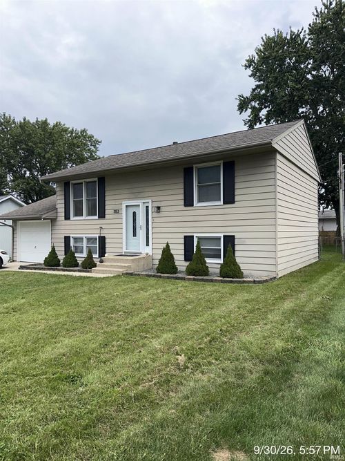 1153 Rosewood Dr, Peru, IN, 46970-3035 | Card Image
