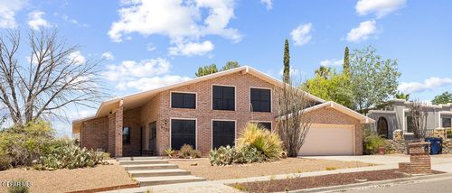 6735 Camino Fuente Dr, El Paso, TX, 79912-2409 | Card Image