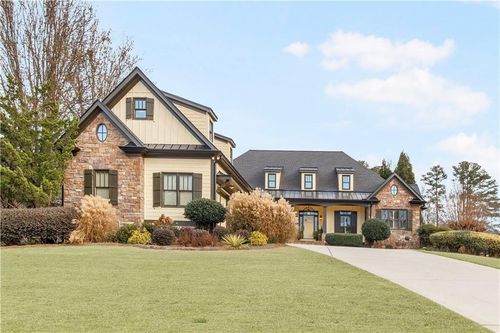 154 Gold Leaf Trl, Powder Springs, GA, 30127-8344 | Card Image