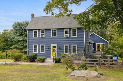 303 Skinner Ln, Hebron, CT, 06248-1353 | Card Image