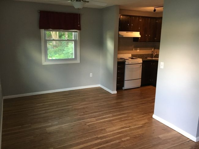 66 Locust Ave, Home with 4 bedrooms, 4 bathrooms and 4 parking in Worcester MA | Image 20
