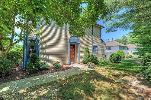 1-1 Cambridge Ave, Linwood, NJ, 08221-2312 | Card Image