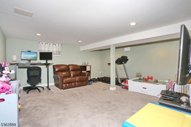 710 Paramus Rd, House other with 4 bedrooms, 1 bathrooms and null parking in Paramus NJ | Image 32