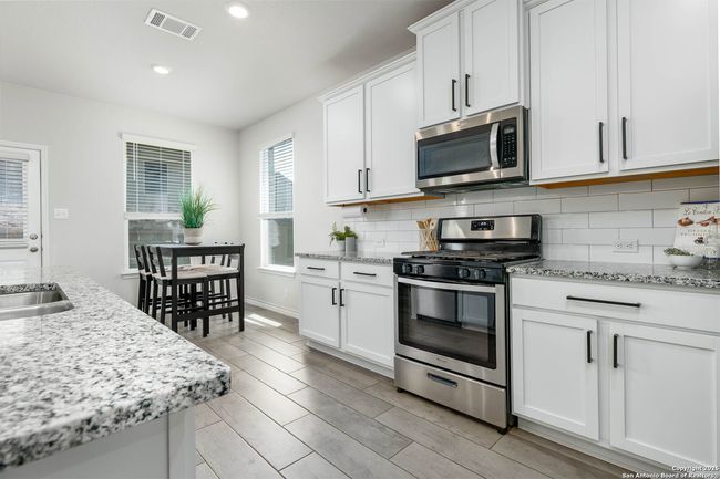 311 Singing Brk, House other with 5 bedrooms, 3 bathrooms and null parking in Cibolo TX | Image 7