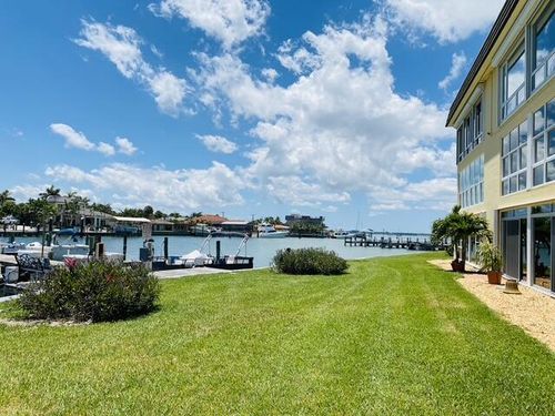 105-1351 Bayshore Dr, Fort Pierce, FL, 34949-3094 | Card Image