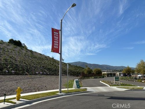 104-2625 Verna Dr, Corona, CA, 92883 | Card Image