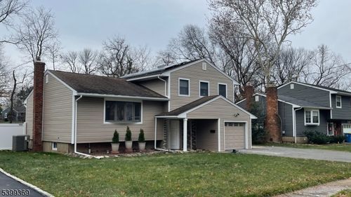 707 Warfield Rd, North Plainfield, NJ, 07063-1649 | Card Image