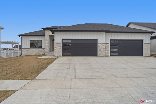 3510 Tree Line Dr, Lincoln, NE, 68516-6123 | Card Image