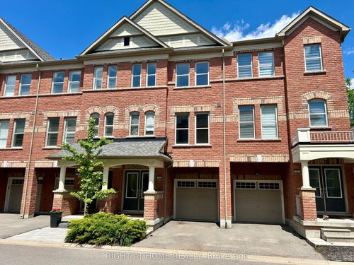 71 City Park Cir, Vaughan, ON, L4L0H2 | Card Image