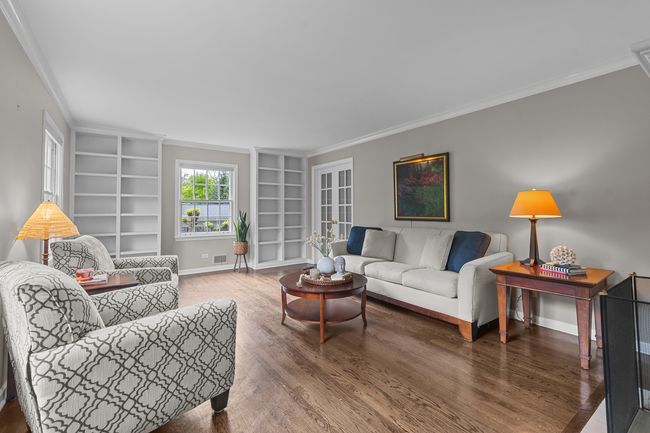 710 Longwood Dr, House other with 4 bedrooms, 3 bathrooms and 2 parking in Lake Forest IL | Image 5