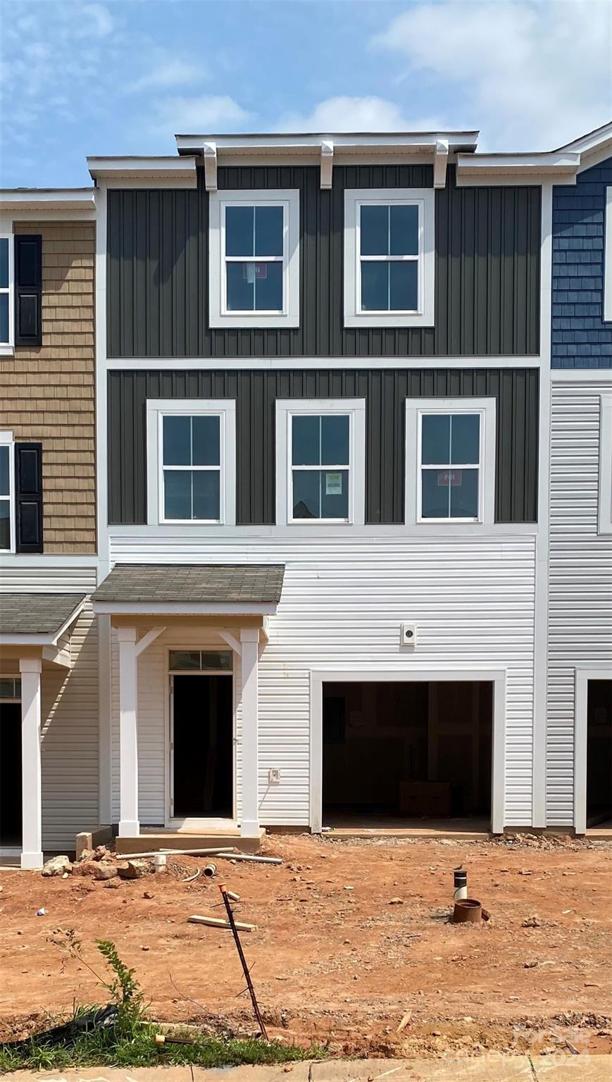 Keydet Dr, Charlotte, NC 28216