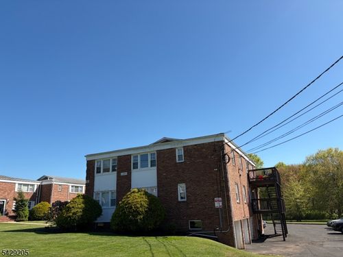 1a-6 Columbia Dr, Bridgewater, NJ, 08807-3406 | Card Image