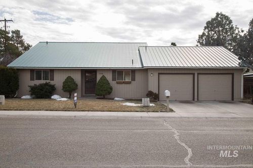 2306 Sw 2nd Ave, Ontario, OR, 97914-1864 | Card Image