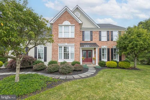 5617 Sagamore Ct, DOYLESTOWN, PA, 18902-8700 | Card Image