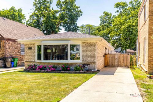 1220 Elliott St, Park Ridge, IL, 60068-1608 | Card Image