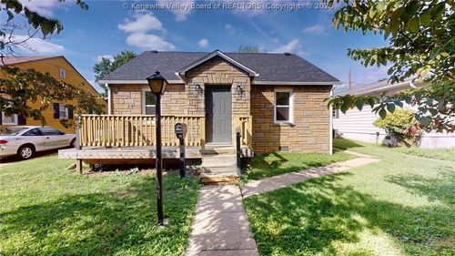 631 Chestnut Street, Kenova, WV, 25530 | Card Image