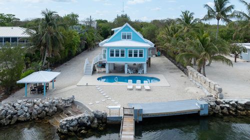 58121 Morton St, Marathon, FL, 33050-5727 | Card Image