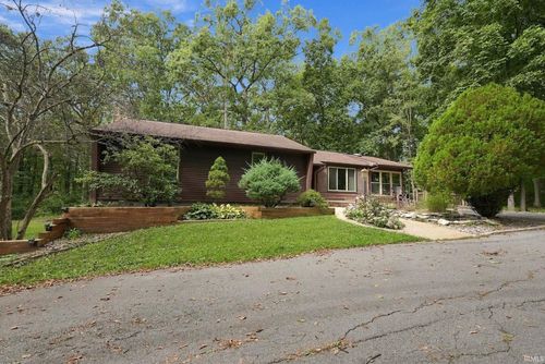 1130 Pion Rd, Fort Wayne, IN, 46845-9511 | Card Image