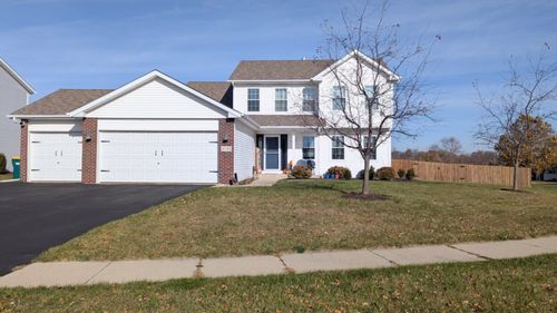 4588 Woodcrest Lane, ROSCOE, IL, 61073 | Card Image