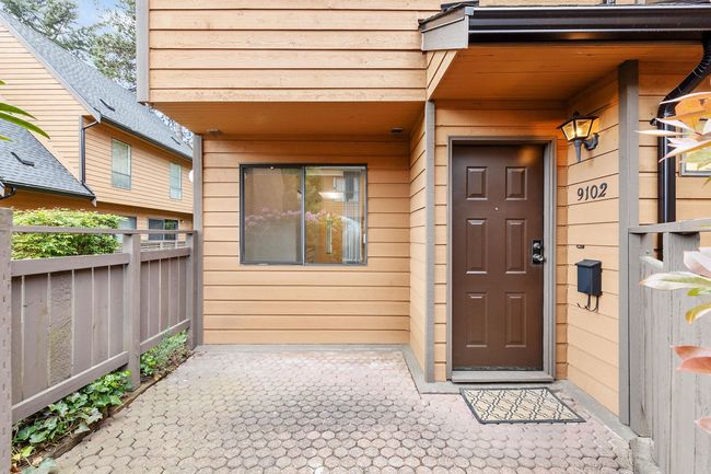 9102 Centaurus Circle, Townhouse with 2 bedrooms, 1 bathrooms and 1 parking in Burnaby BC | Image 10