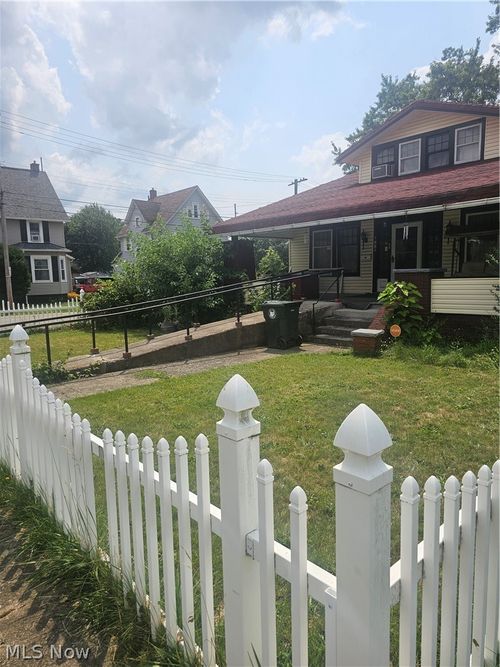 1601 Superior Avenue Ne, Canton, OH, 44705 | Card Image