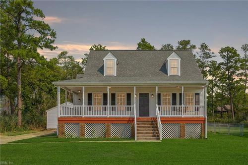 83 Ridge Rd, Poquoson, VA, 23662-1825 | Card Image