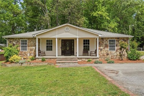1517 E Church St, Monroe, GA, 30655-3016 | Card Image