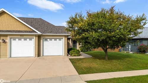 516 Lexington Dr, Clear Lake, IA, 50428-3912 | Card Image