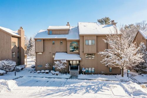 5558 Golfview Ct, Williamsburg, MI, 49690 | Card Image