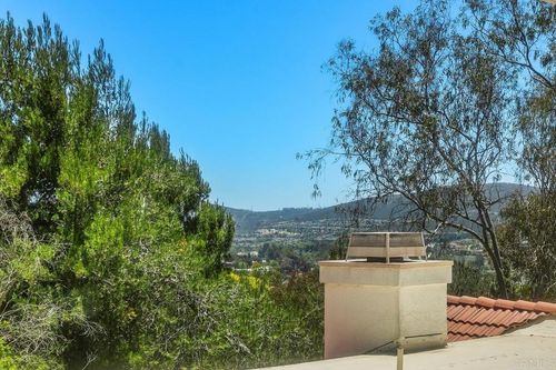 3150 Avenida Topanga, Carlsbad, CA, 92009-4514 | Card Image