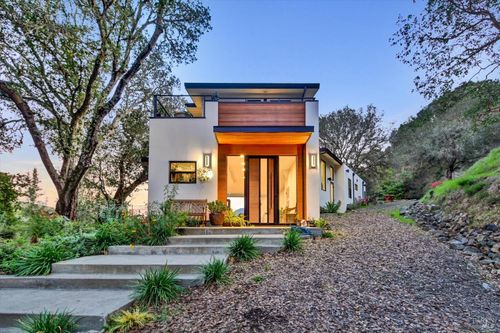 615 Oak Manor Dr, Fairfax, CA, 94930-1045 | Card Image