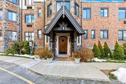 apt-4c-47 Lafayette Pl, Greenwich, CT, 06830-5403 | Card Image