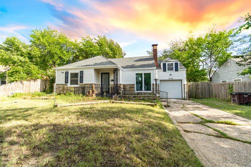 3109 E Maplewood Dr, Wichita, KS, 67214-2343 | Card Image