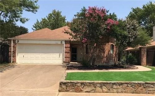 1406 Briarcrest Dr, Grapevine, TX, 76051-4900 | Card Image