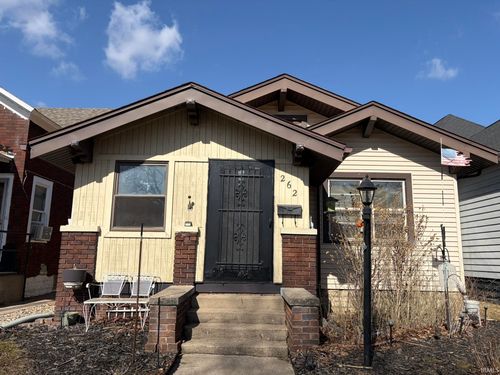 262 E 6th St, Peru, IN, 46970-2406 | Card Image