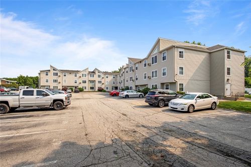 apt-317-200 Woodlawn Ave, North Providence, RI, 02904-3798 | Card Image