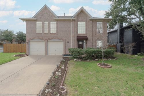 2201 Broughton Ct, Austin, TX, 78727-3143 | Card Image