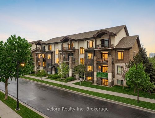 303-705 Beauparc Pvt, Gloucester, ON, K1J0B6 | Card Image
