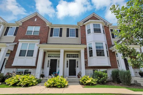2967 Madison Dr, Naperville, IL, 60564-1220 | Card Image
