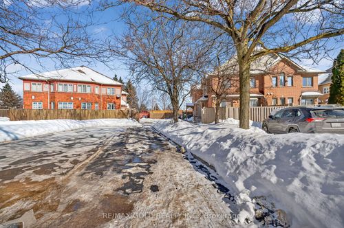 97 Quail Feather Cres, Brampton, ON, L6R1S1 | Card Image