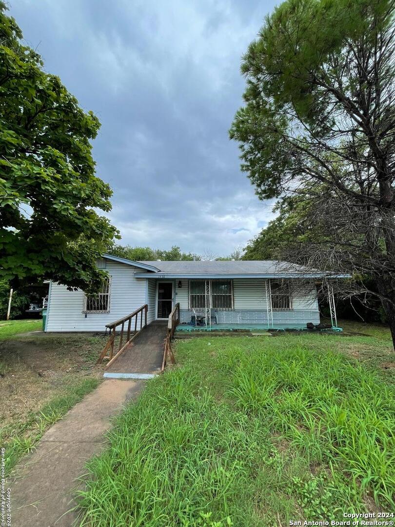 Pyron Ave, San Antonio, TX 78211