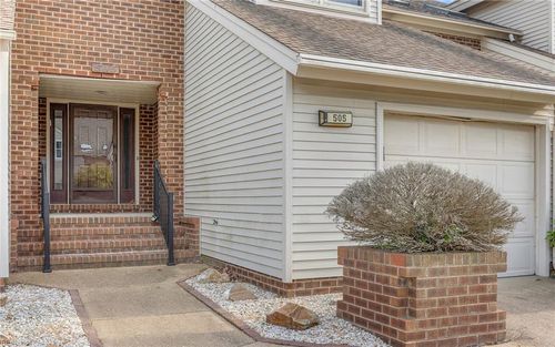505 Kempsville Greens Ct, Virginia Beach, VA, 23462-6433 | Card Image
