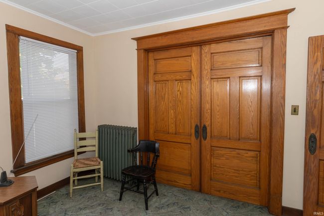301 W Jackson Blvd, Home with 6 bedrooms, 3 bathrooms and null parking in Elkhart IN | Image 7