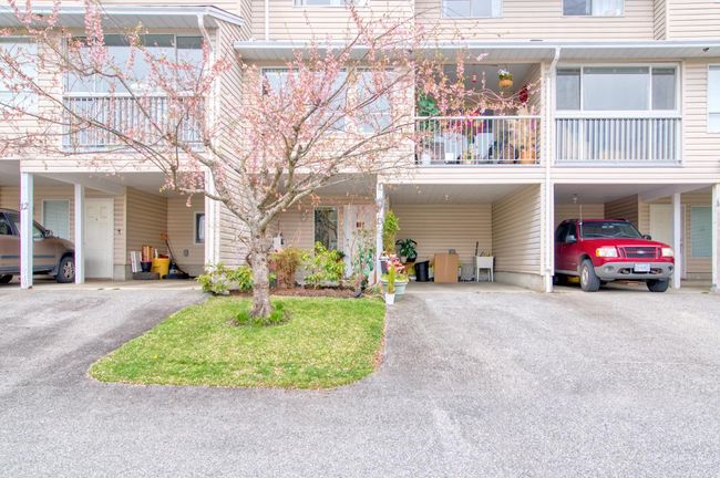 13 - 765 School Road, Townhouse with 3 bedrooms, 1 bathrooms and 2 parking in Gibsons BC | Image 1