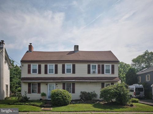 301 Main St, Hulmeville, PA, 19047-5801 | Card Image