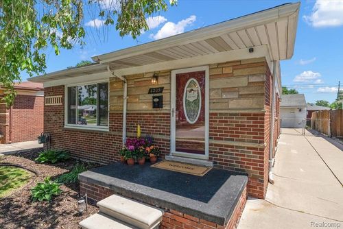 4205 Katherine Street, Dearborn Heights, MI, 48125 | Card Image