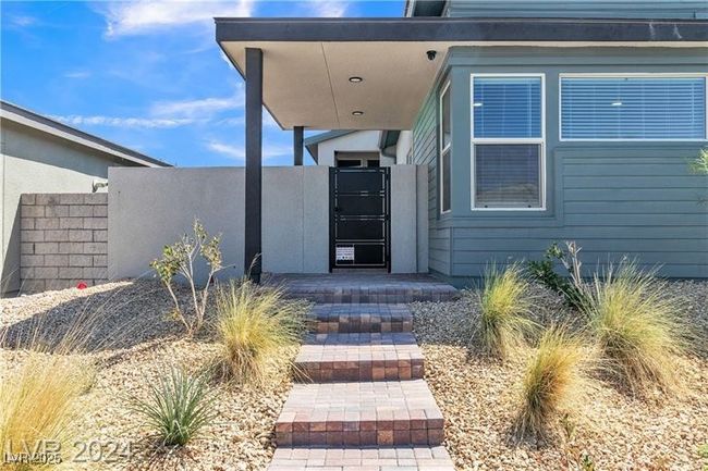 10301 Fairview Ridge Ct, House other with 4 bedrooms, 3 bathrooms and null parking in Las Vegas NV | Image 6
